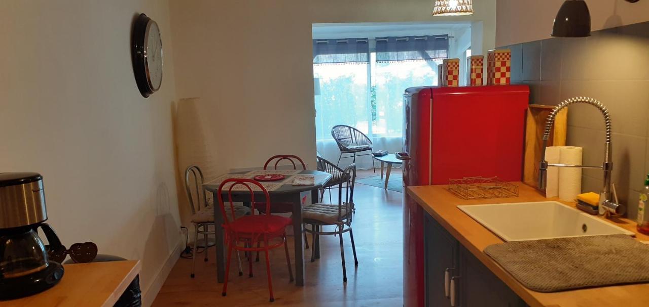 T3 A Proximite Du Bassin Apartment